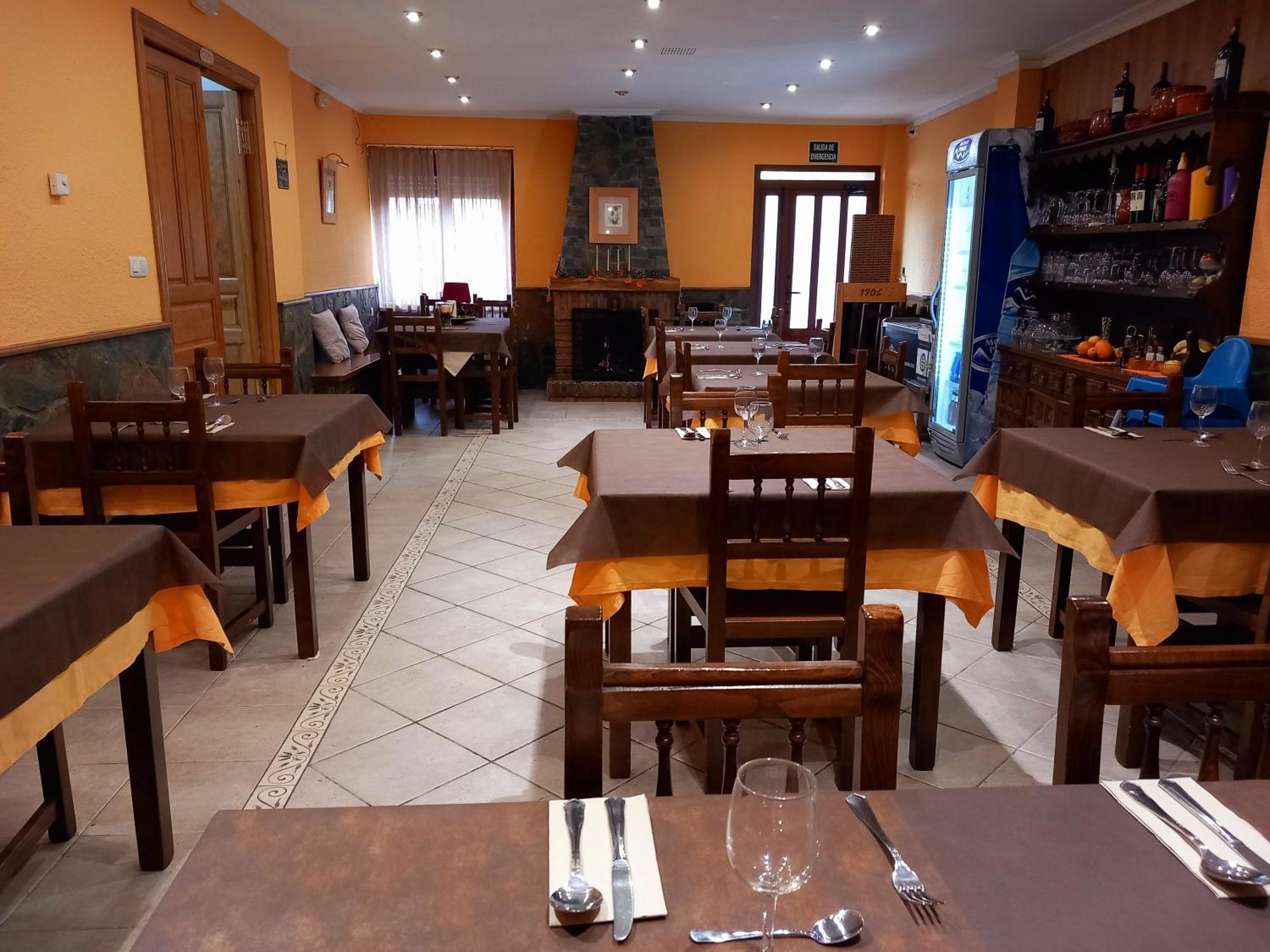Hotel Rural Orquidea Velilla del Rio Carrion Exterior photo